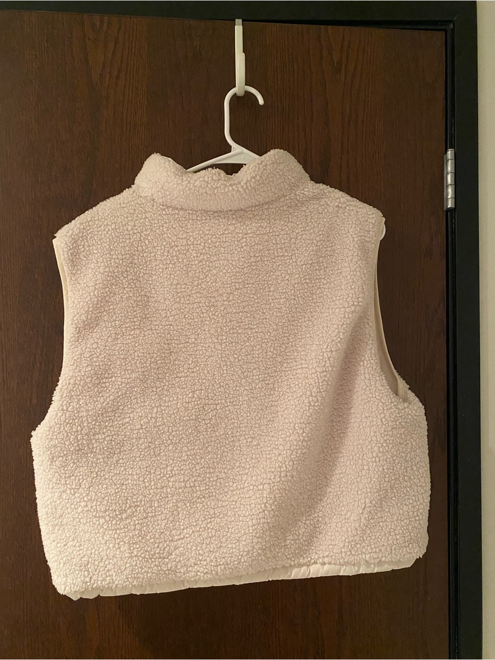 Hollister Cream Reversible Vest - Picture 2 of 4